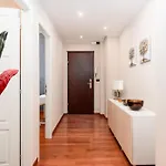 Relax Hideaway - Box Auto Incluso
